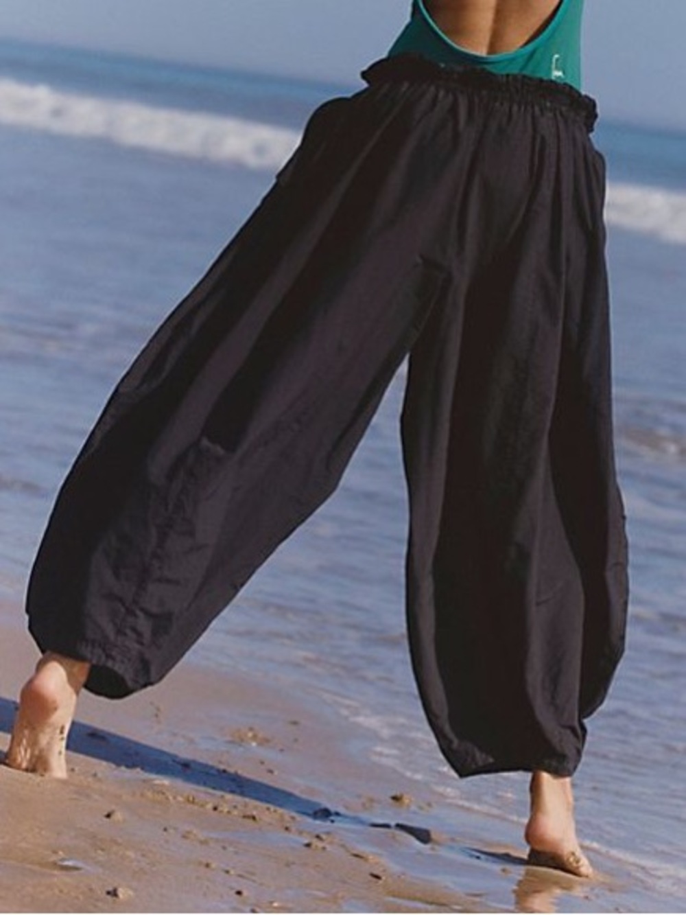 NWT FREE PEOPLE MOVEMENT On The Pulse Balloon Pants | Black MSRP $128 CURRENT